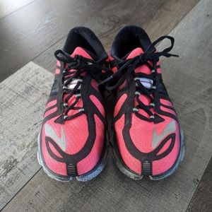 ⚠️sold⚠️Brooks